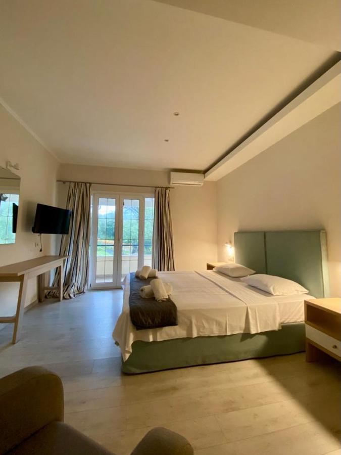 Callisto Beach Hotel Лиападес Экстерьер фото